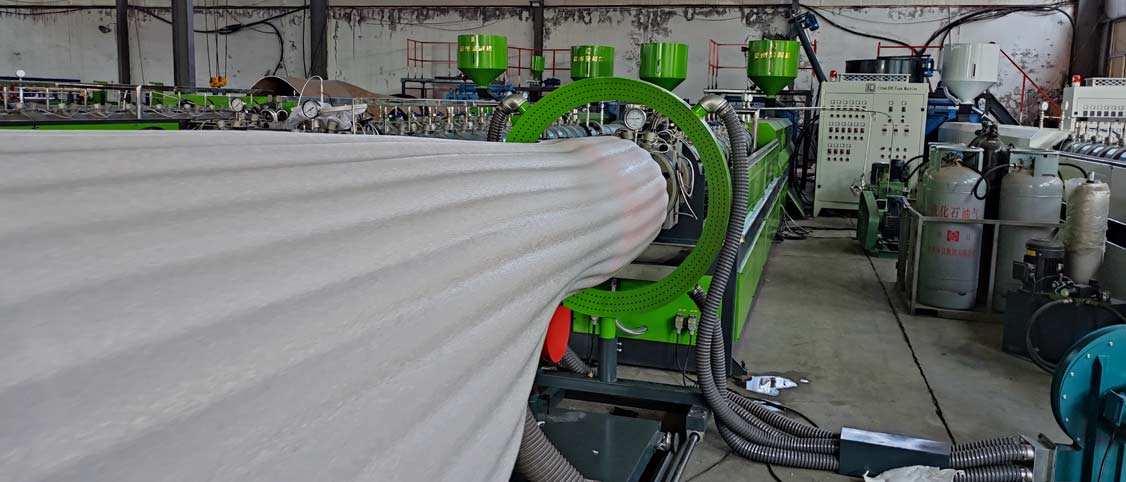 Non-crosslinked polyethylene foam machine / Non-crosslinked PE foam extruder (EPE, NPE foam machine)
